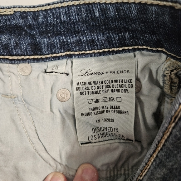 NWT Lovers + Friends High Rise Ripped Distressed "Mason" Jeans in Naples Wash - Picture 8 of 10